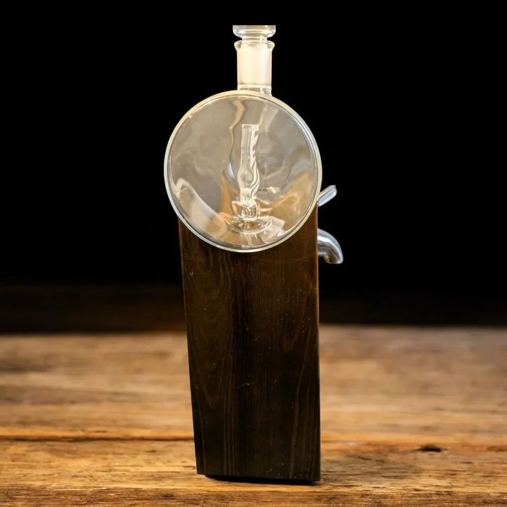 Whiskey Decanter American Flag 1150 ml + 4 Glasses Blown Glass with Wood Stand